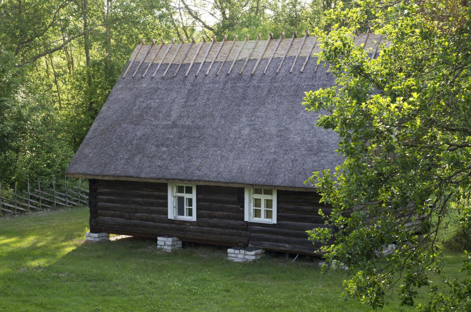 Mandjala Puhketalu - Cottages Phòng bức ảnh